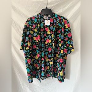 Vintage floral blouse button up - black & flowers